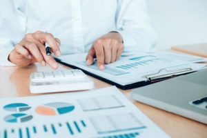 EAD - SIMPLES NACIONAL X LUCRO PRESUMIDO - Comparativo e Planejamento (8 PTS CRC)